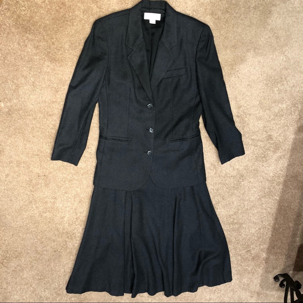 Grey Liz C Vintage Wool Skirt Suit
